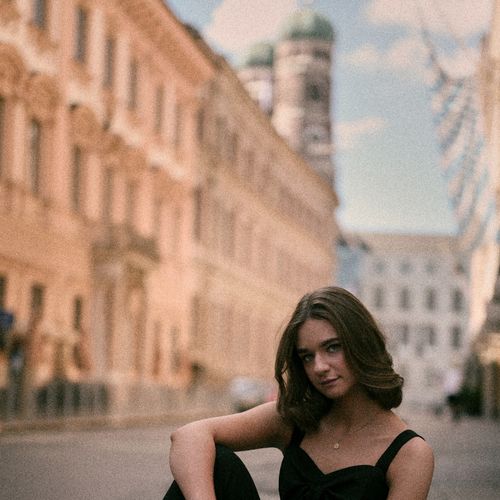 © by Desiree Illsinger