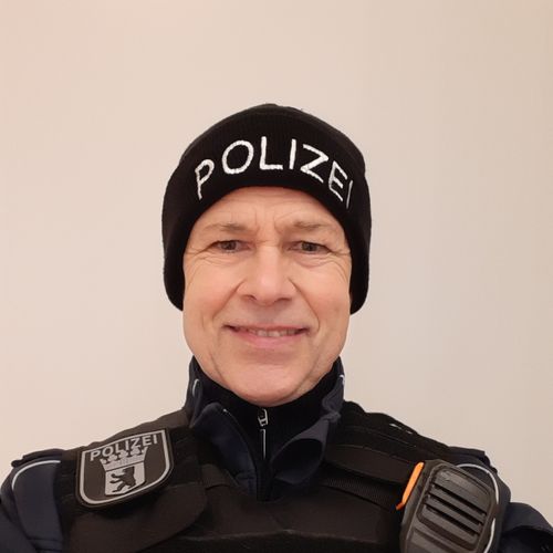 © Andreas Middeldorff 2023