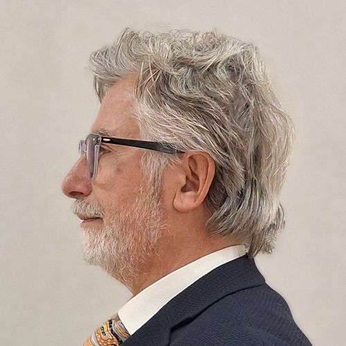 © Profil Mario Sportelli(mit Brille)